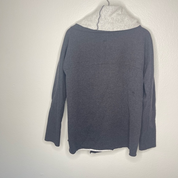 Sanctuary Fleece Soft Gray Button Sweater Size Small - Picture 9 of 14
